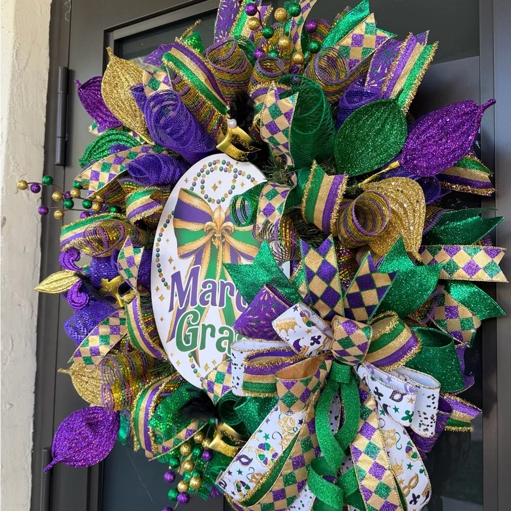 Mardi Gras Wreath 🎭